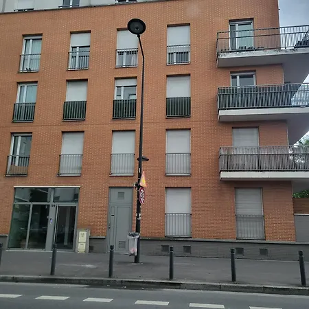 1 Double Privee Et Securisee Dans Un Avec Espace Partage * Saint-Denis (Seine-Saint-Denis)